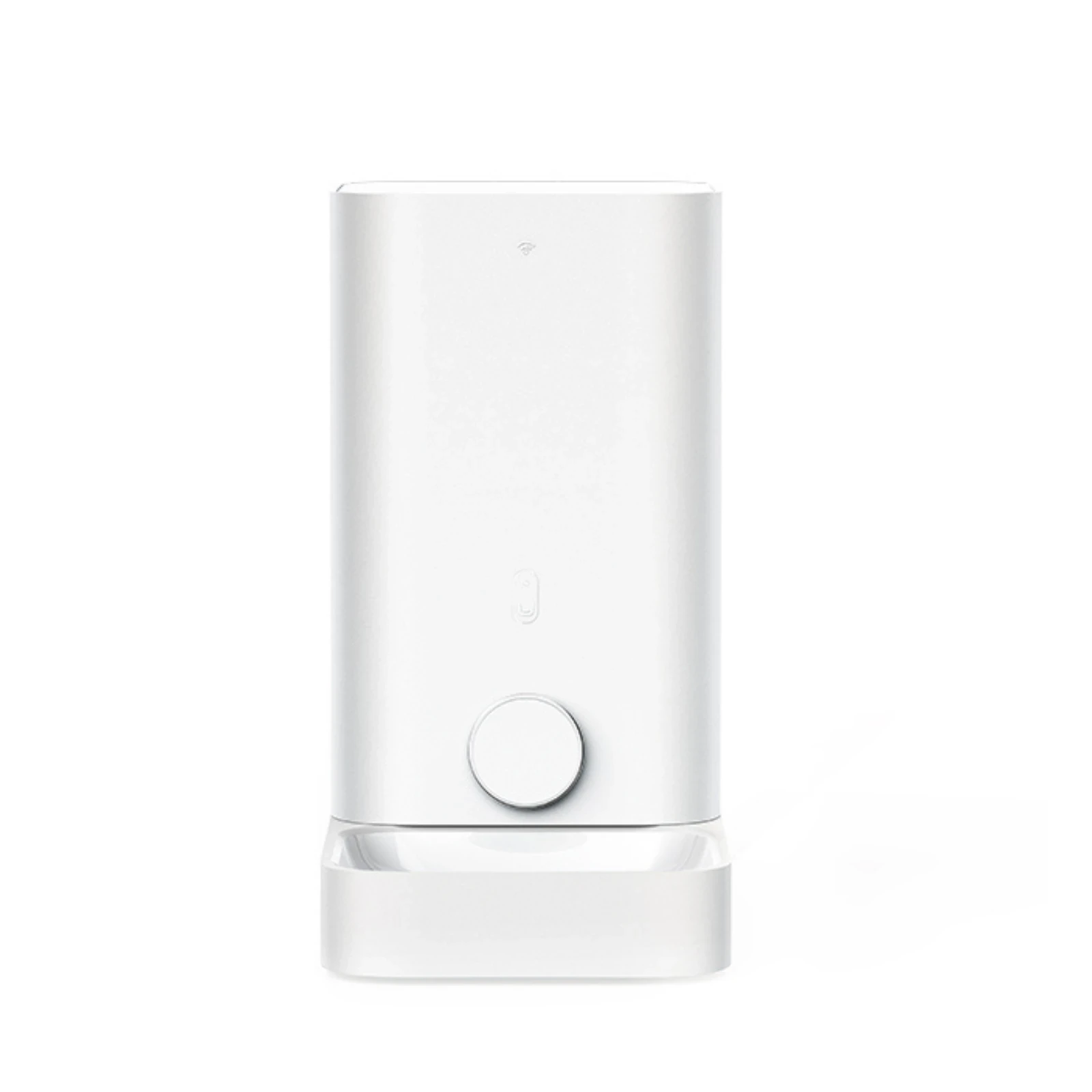 Golden Retriever in bike dog carrier australia training session