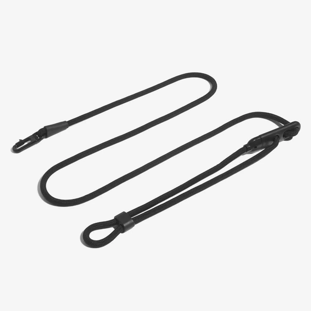 Main_e7cce821-cfff-4d88-bbfe-d5f74b3292e8_2000x.webp Gotham Handsfree Dog Leash - Image 1